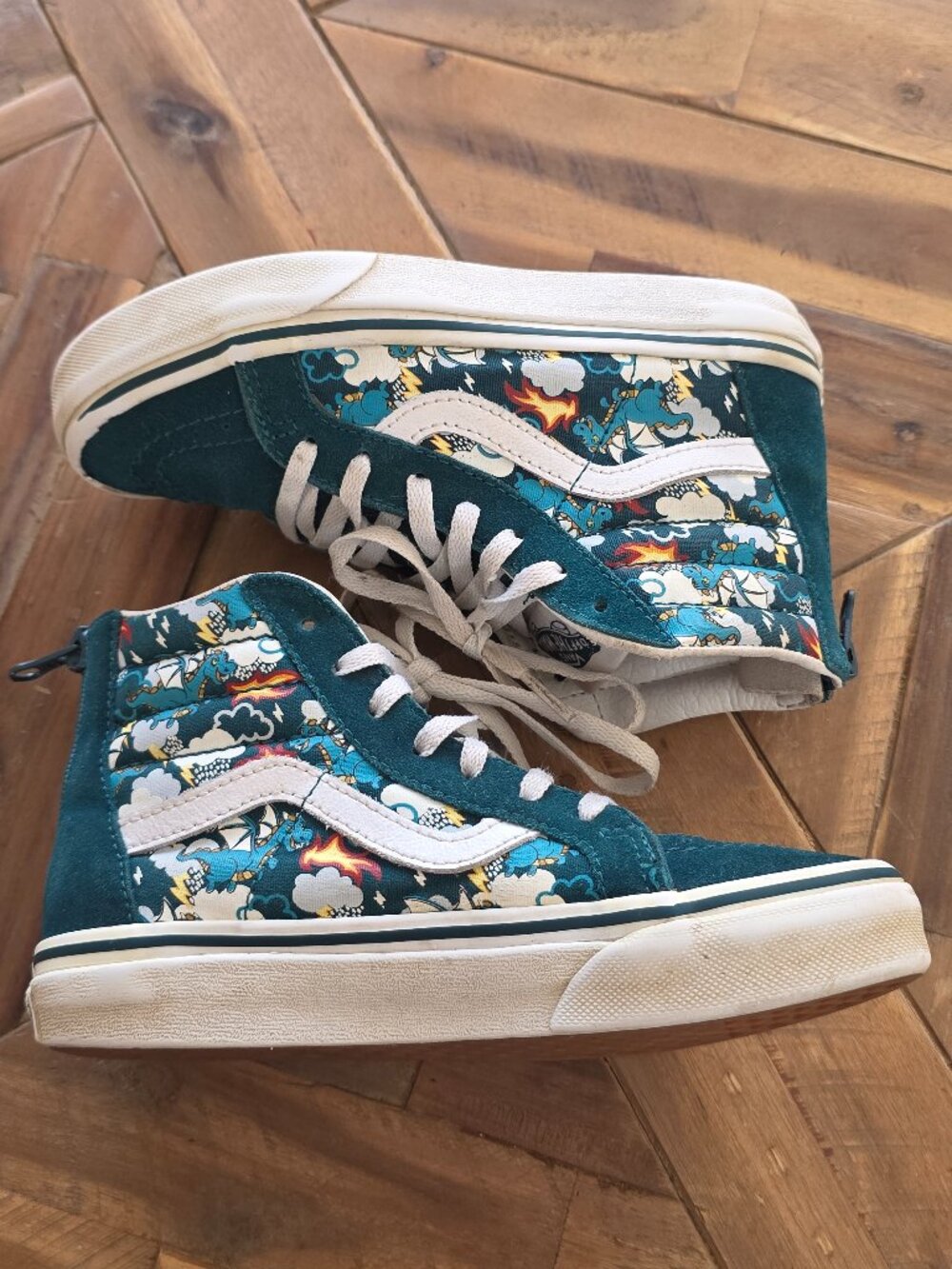 Kids Dragon Sk8 Hi Vans, Size 1